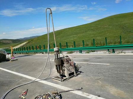 龙岗公路地基基础注浆加固